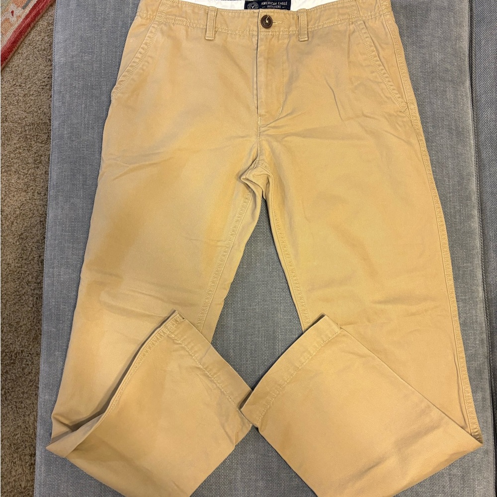 American Eagle Outfitters Tan Chinos Classic Straight-Leg